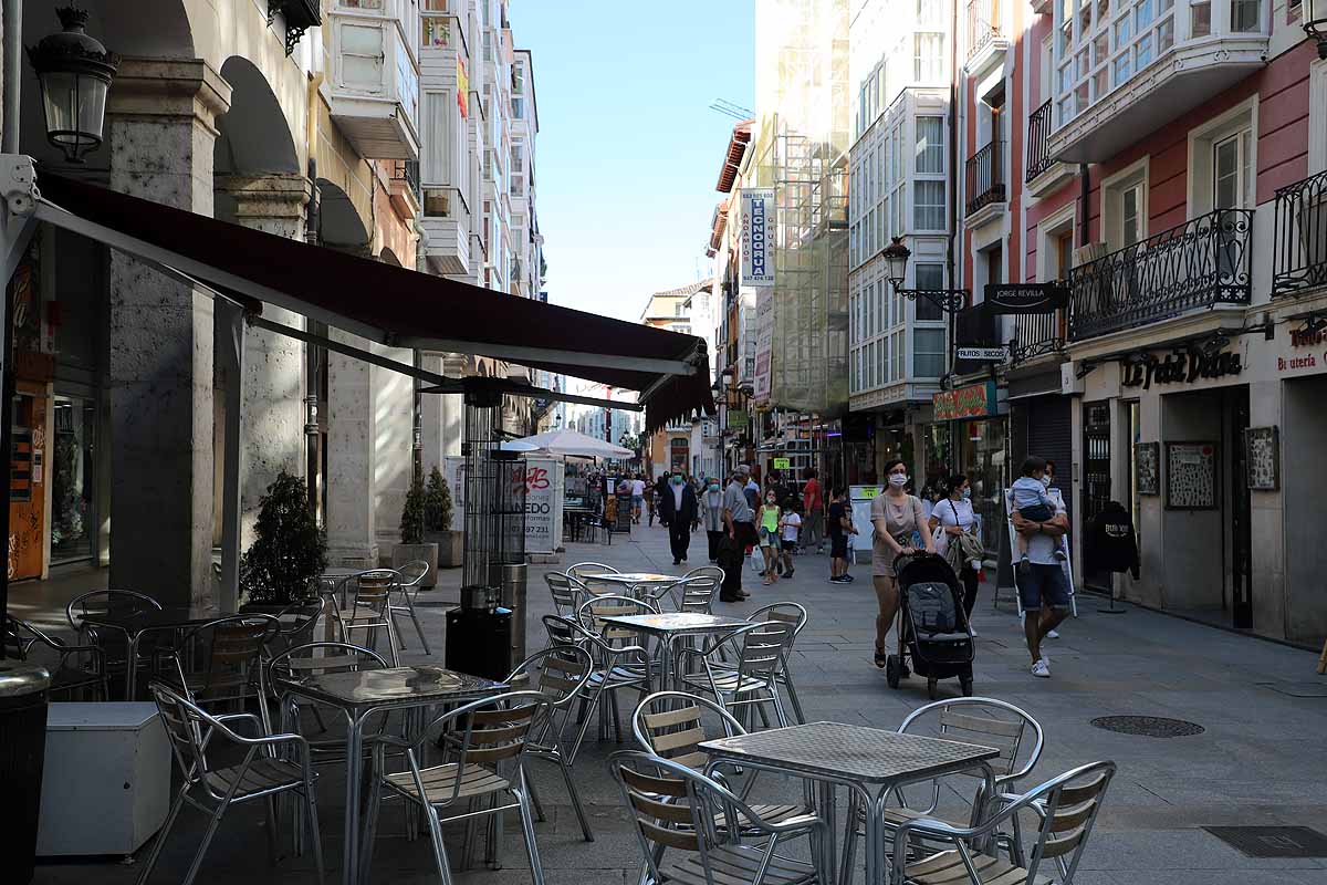 En un Curpillos sin celebración, sin jira por El Parral, sin movimiento en el monasterio de las Huelgas la actividad se ha trasladado al centro de la ciudad. Burgos no ha celebrado el Curpillos debido a la pandemia de la covid-19 pero muchos burgaleses no han tenido que trabajar. El centro de la ciudad se ha llenado de gente con establecimientos de hostelería que otros años permanecen cerrados debido a que la actividad en este día estaría en el recinto de El Parral, hoy cerrado.