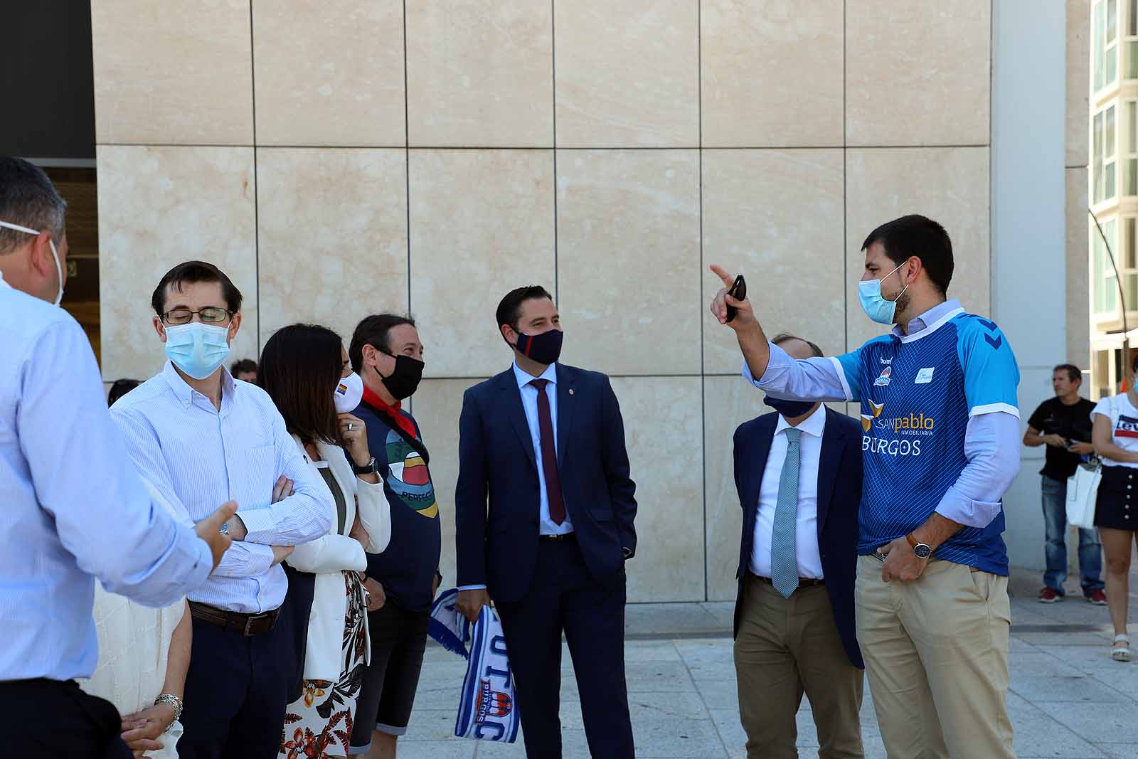 Fotos: El Ayuntamiento recibe al San Pablo Burgos