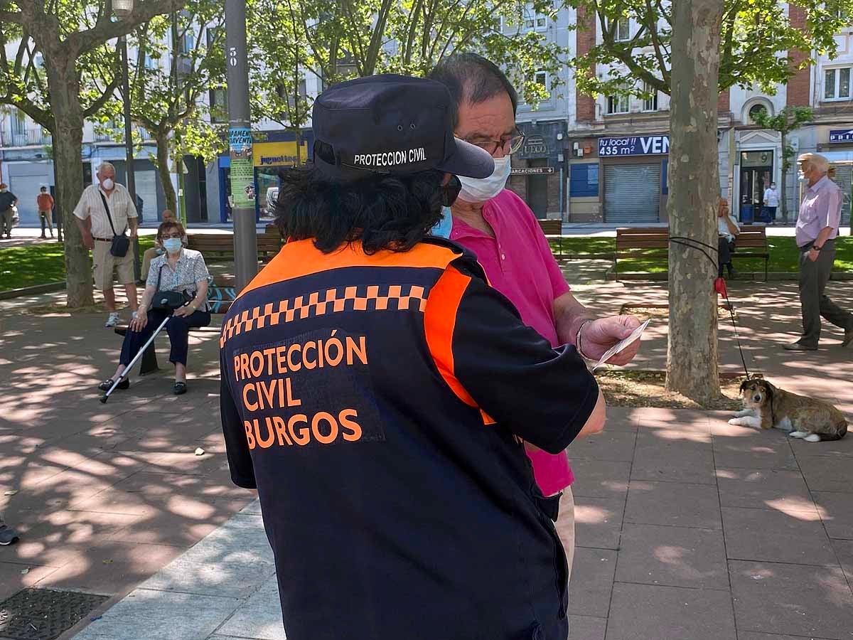 Fotos: Que nadie se quede sin su mascarilla en Burgos