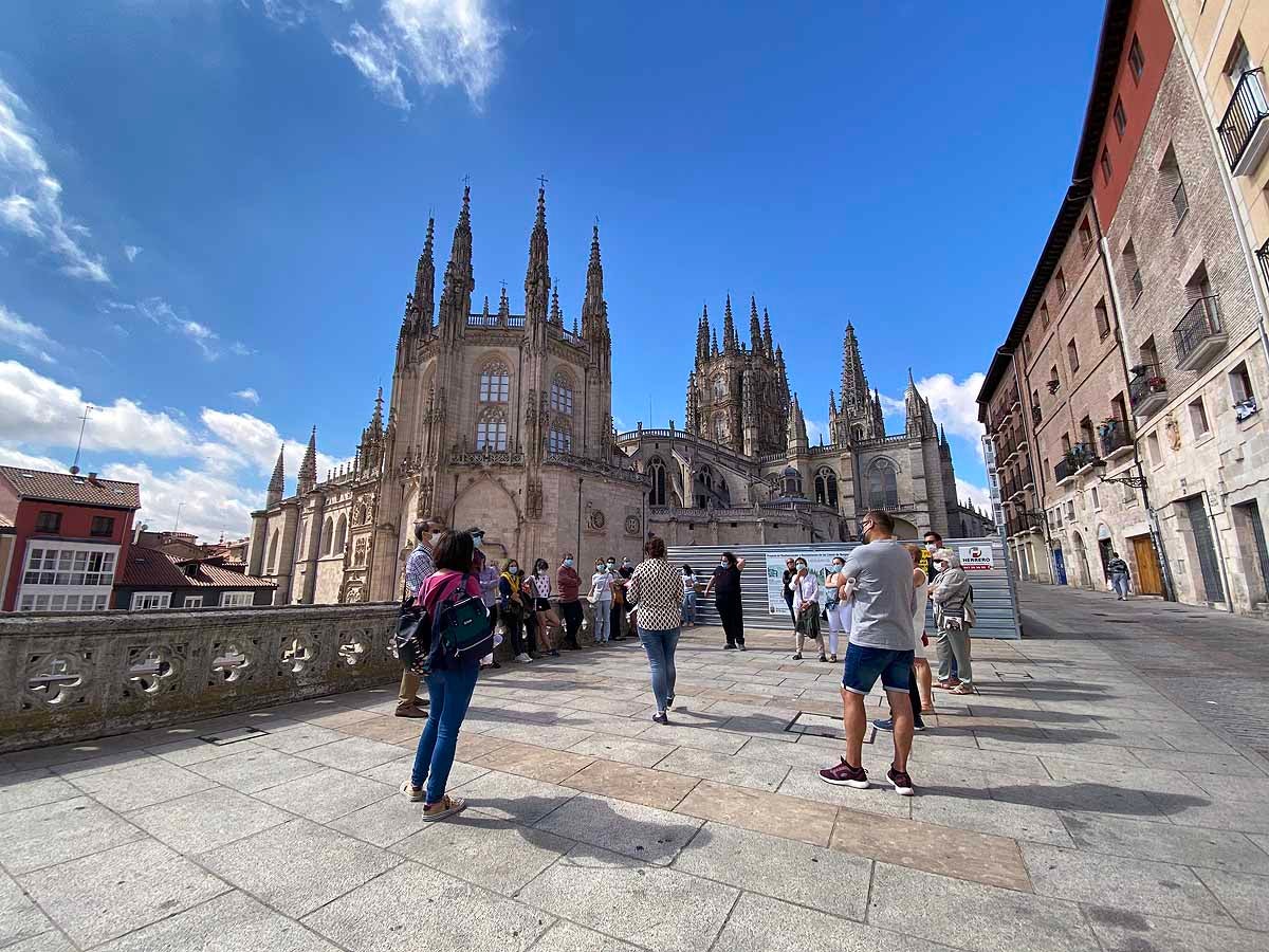 Fotos: Los burgaleses conocen a pie de obra el nuevo proyecto para Las Llanas