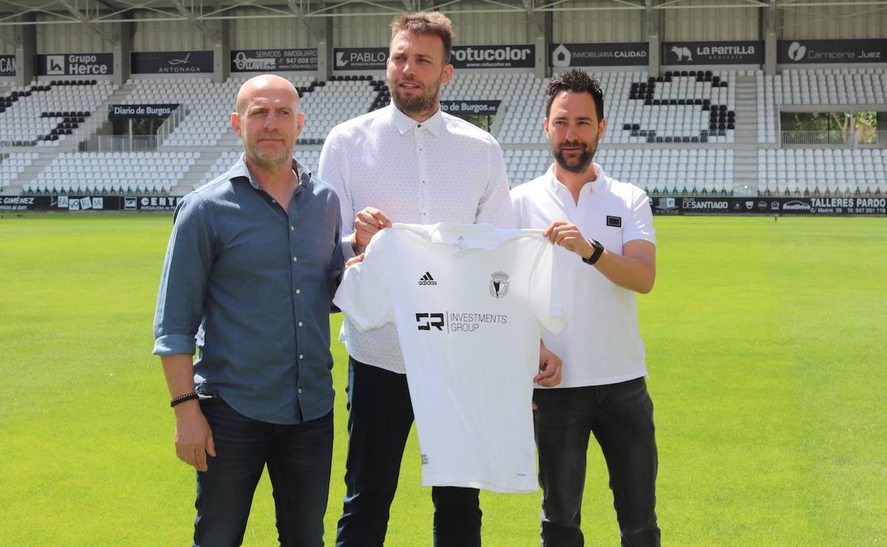 «Hemos venido a defender este escudo como se merece, somos ya de aquí»