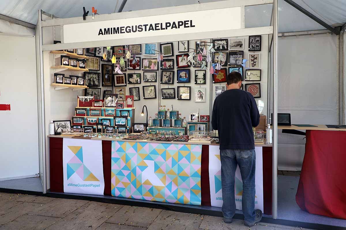 Fotos: La Feria de Artesanía se adapta a la nueva normalidad en Burgos