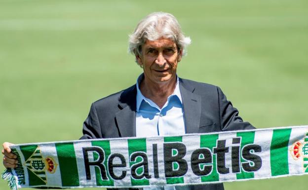 Manuel Pellegrini, durante su presentación con el Betis. 