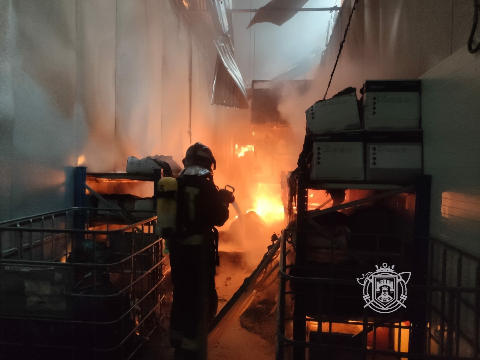 Fotos: Incendio en la nave de Famavi