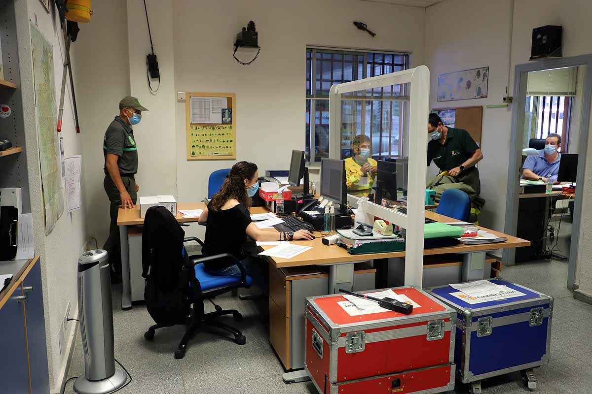 Fotos: Centinelas de fuegos, los ojos que velan para frenar los incendios forestales en Burgos