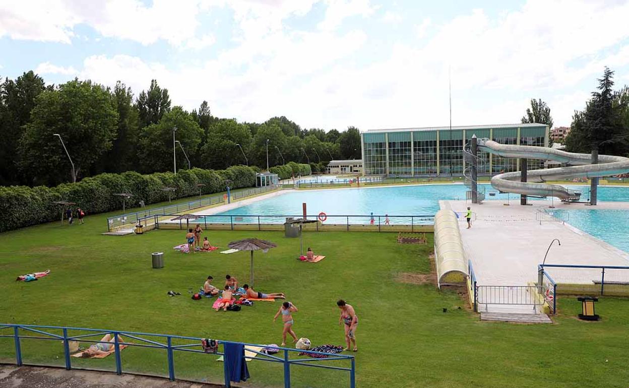 Piscinas municipales de El Plantio.