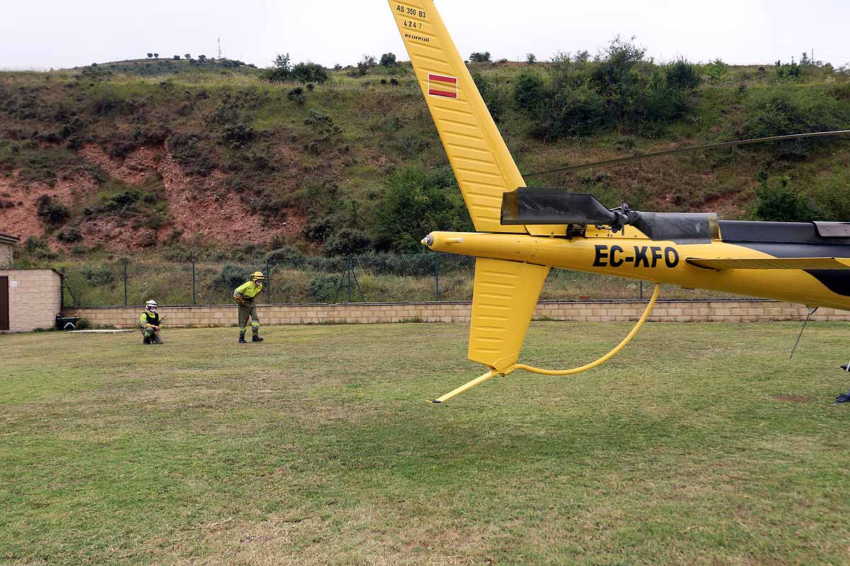 Fotos: Rapidez y eficacia, los incendios también se combaten desde el aire