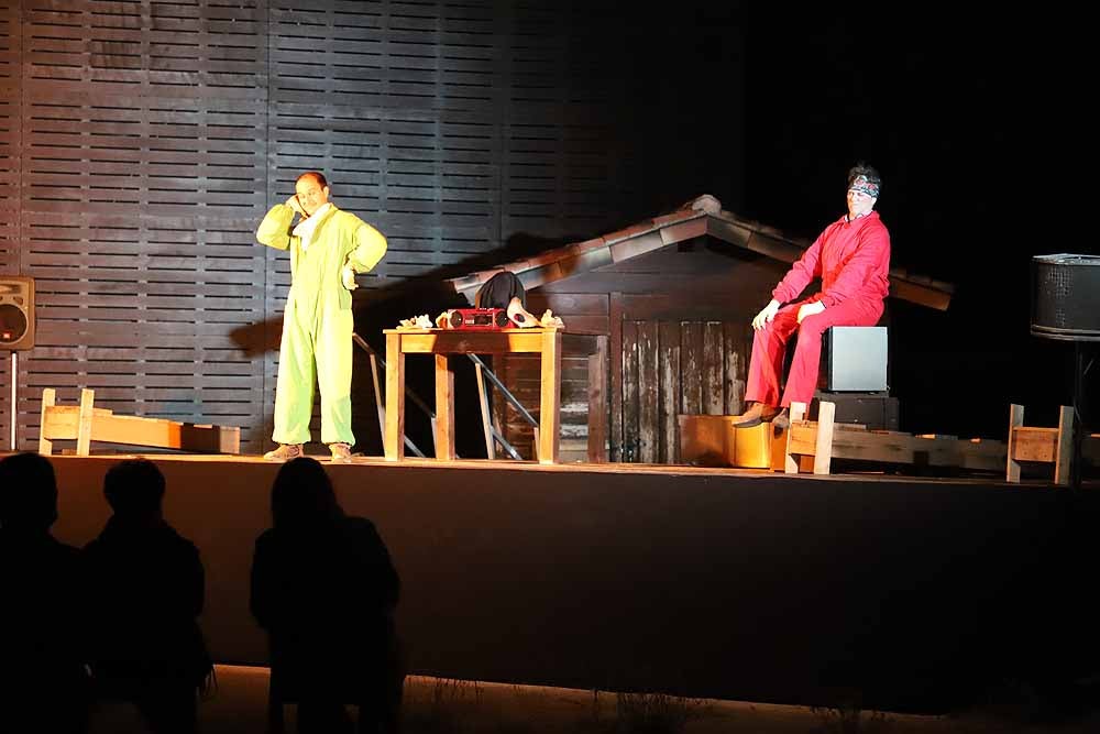 Fotos: Bambalúa Teatro vuelve al Castillo con Patrimonios