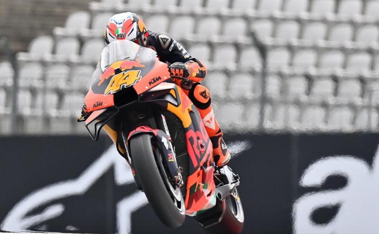 Pol Espargaró, rodando con su KTM por el trazado del Red Bull Ring. 