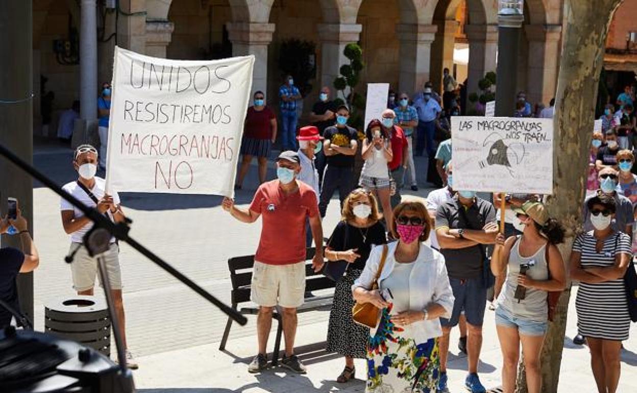 Imagen de una de las concentraciones de la asociación en Herrera de Pisuerga.