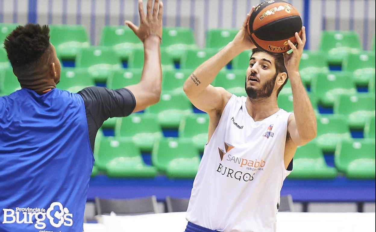 Álex Barrera ha hablado este jueves sobre la previa del segundo amistoso de pretemporada.