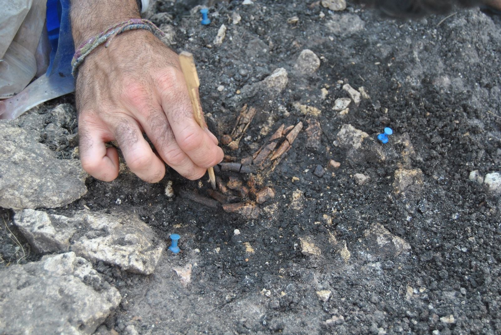 Fotos: Campaña de excavaciones en el dolmen de El Pendón