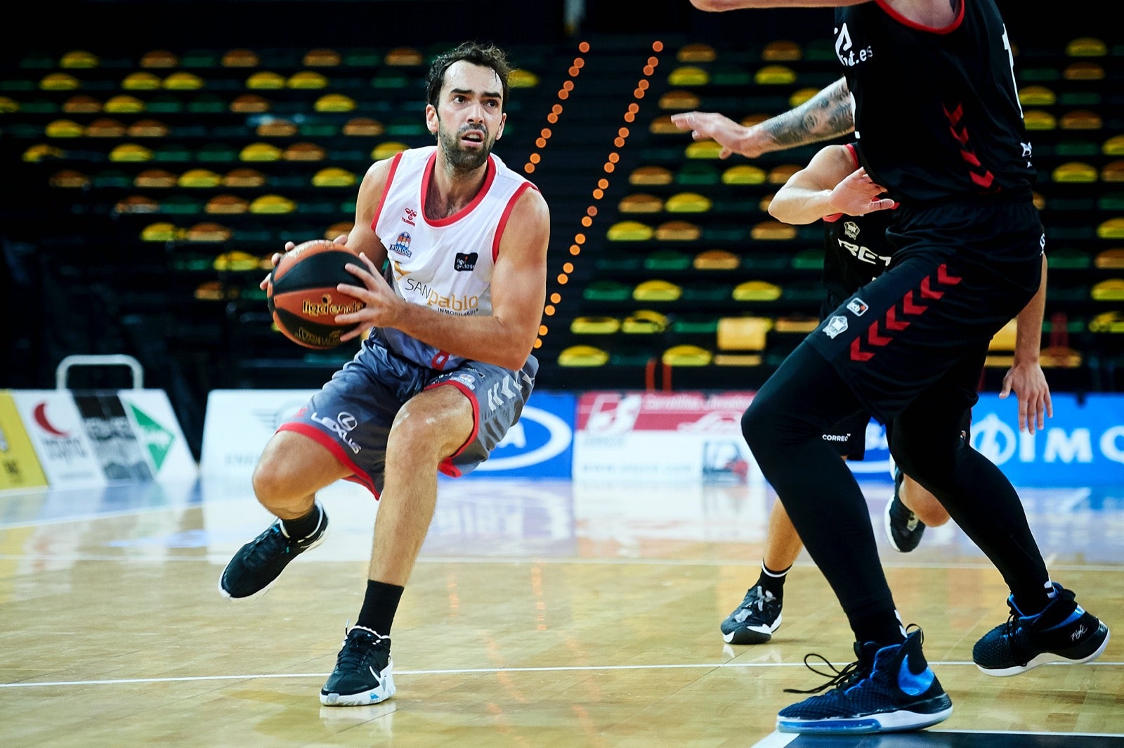 Fotos: El San Pablo Burgos se lleva a casa el tercer triunfo de la pretemporada