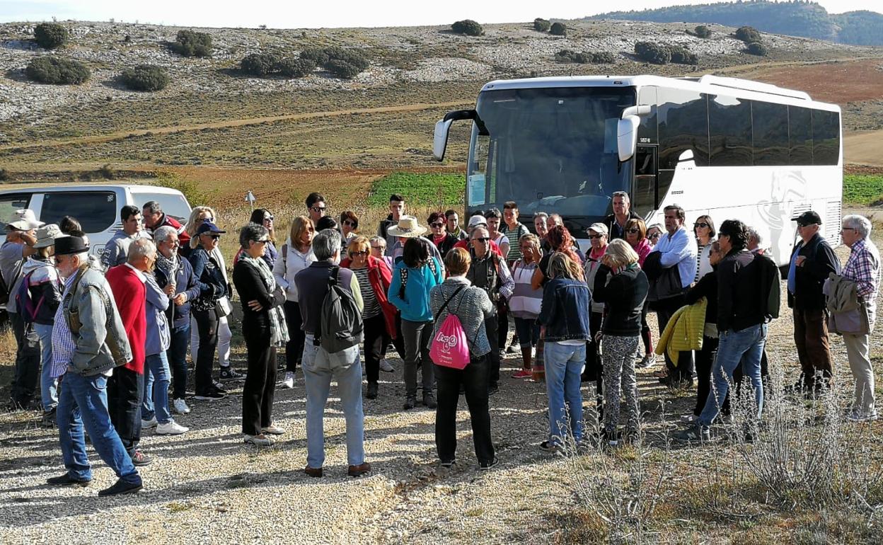 Imagen de una de las rutas rurales literarias organizadas.