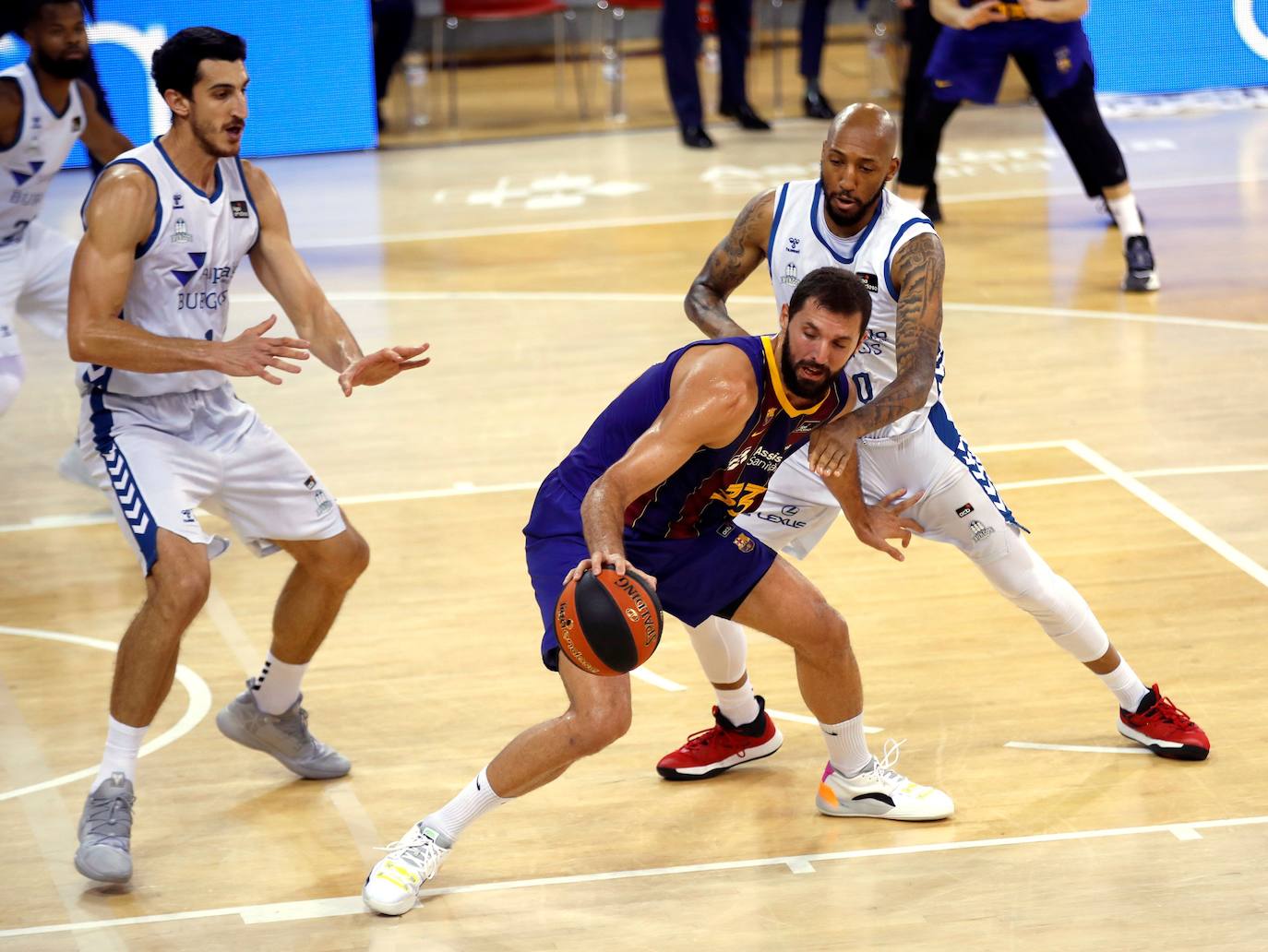 Fotos: Imágenes del encuentro entre el Barça y el Hereda San Pablo