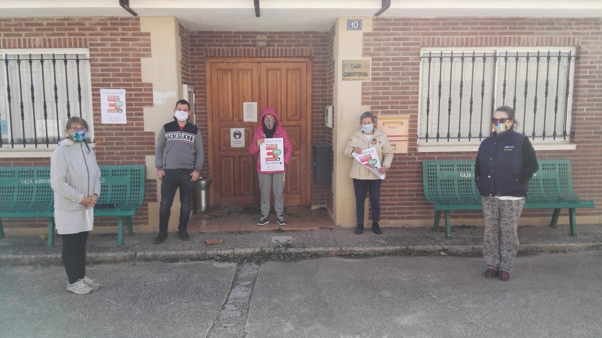 Fotos: Los pueblos burgaleses responden a la concentración nacional en defensa de la sanidad rural