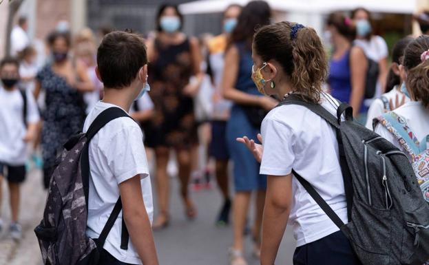 La Junta pone en cuarentena ocho nuevas aulas en Burgos por la covid-19