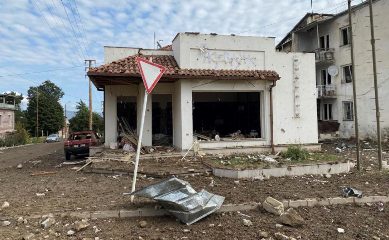 Destrozos en la capital de Nagorno Karabaj, Stepanakert.