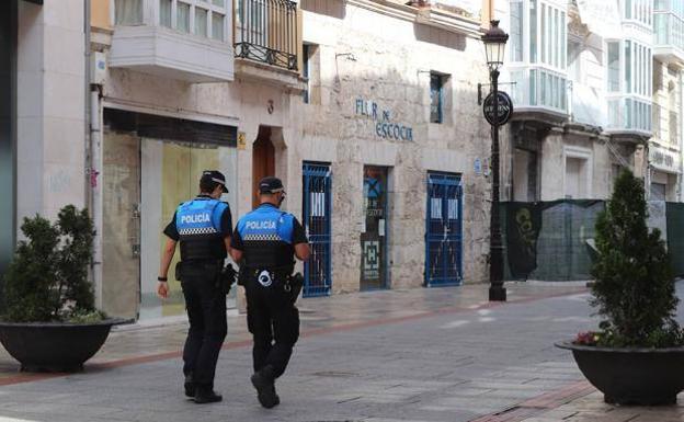 La noche del sábado se salda con tres detenidos en una pelea y tres denuncias por exceso de aforo en Burgos