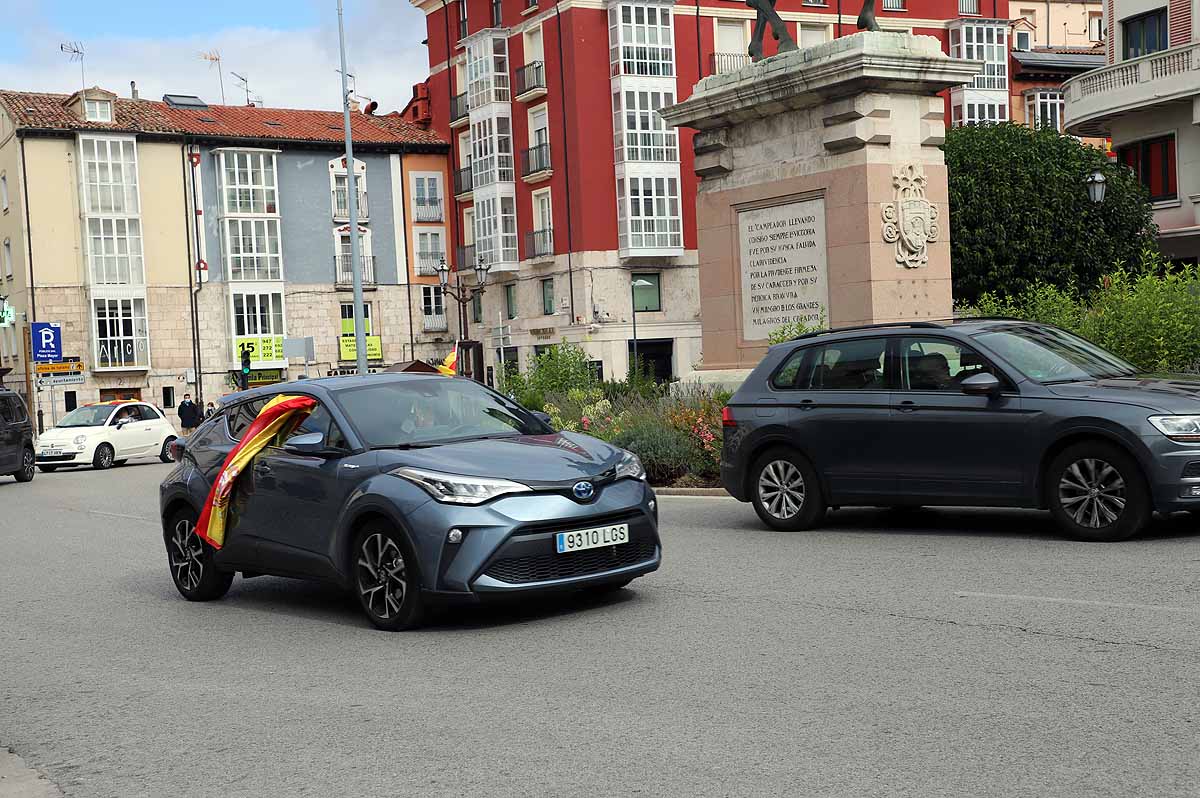 Fotos: Imágenes de la caravana de Vox en Burgos