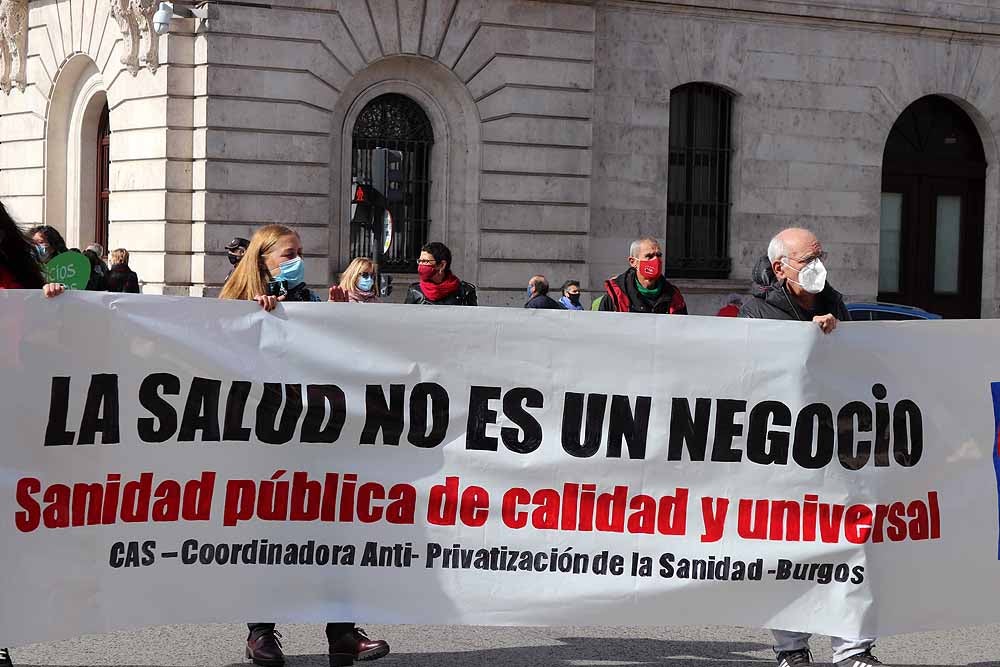 Manifestación contra la privatización de la sanidad en Burgos.