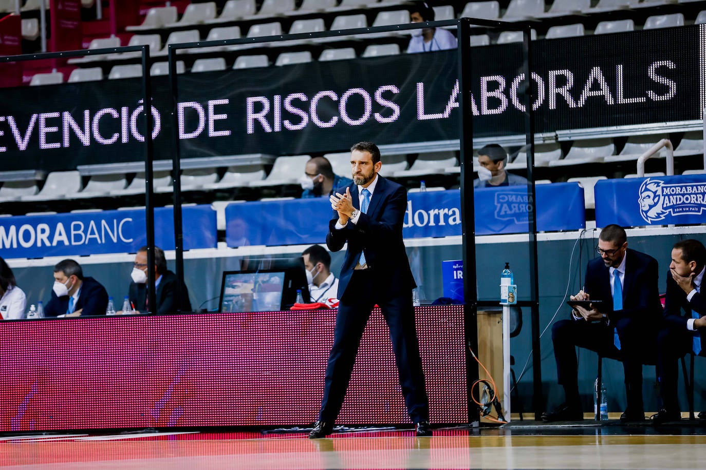 Fotos: El Hereda San Pablo cae ante el MoraBanc Andorra