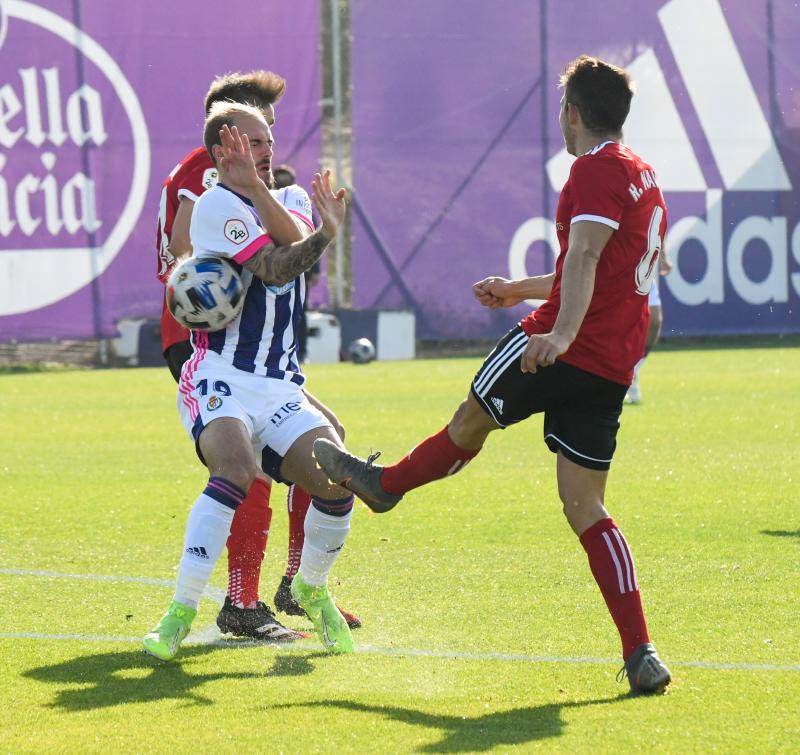 Fotos: El Real Valladolid B - Burgos CF, en imágenes