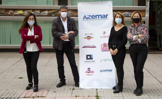 De izquierda a derecha, Mercedes Calvo, Eduardo López, Susana de las Heras y Nuria Leal. 