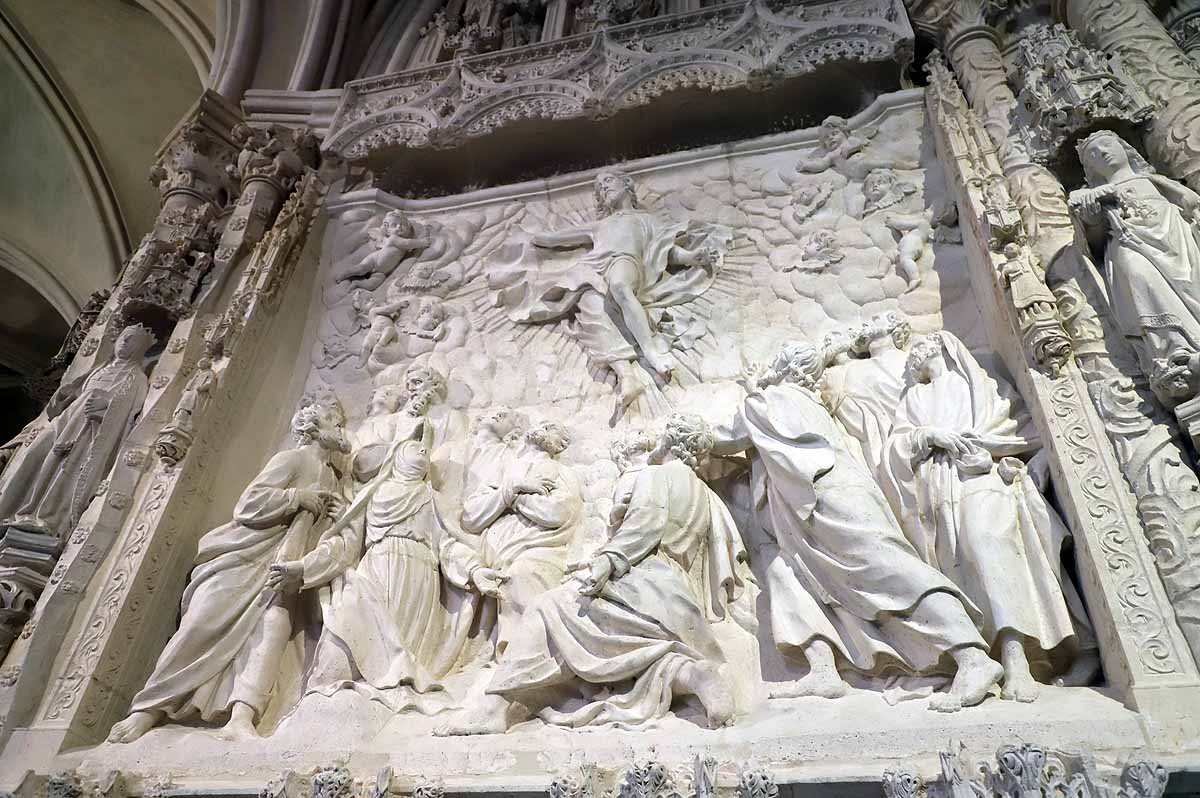 Fotos: Los relieves de Felipe Vigarny lucen renovados en la Catedral de Burgos