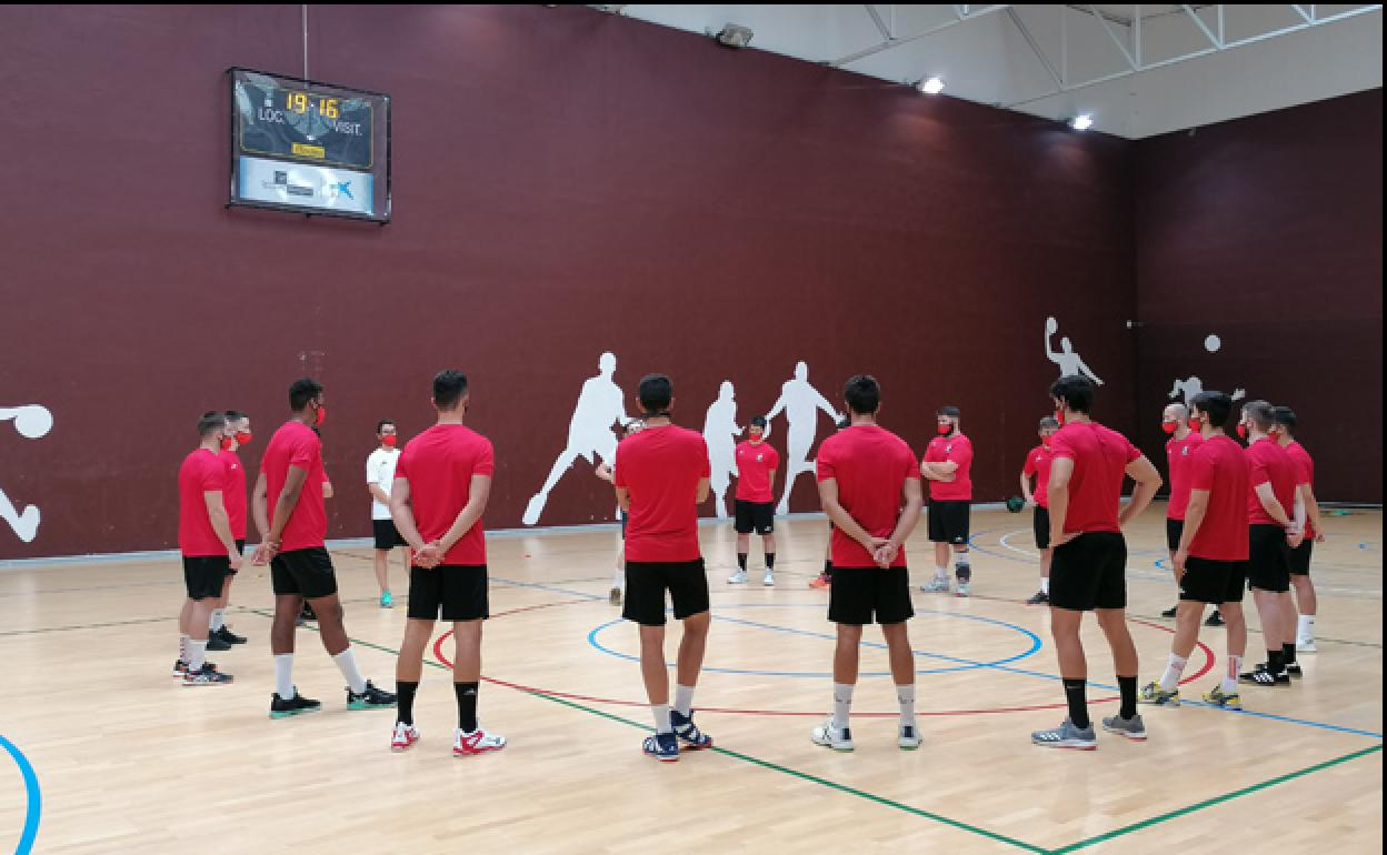 La plantilla del UBU San Pablo durante un entrenamiento. 