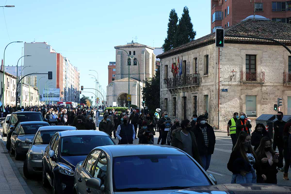 Fotos: La hostelería muestra su indignación por las calles de Burgos