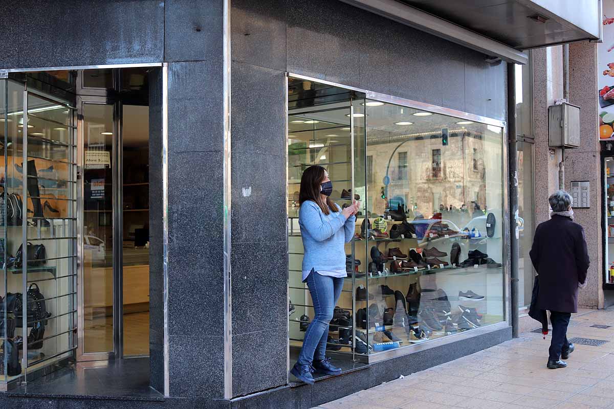 Fotos: La hostelería muestra su indignación por las calles de Burgos