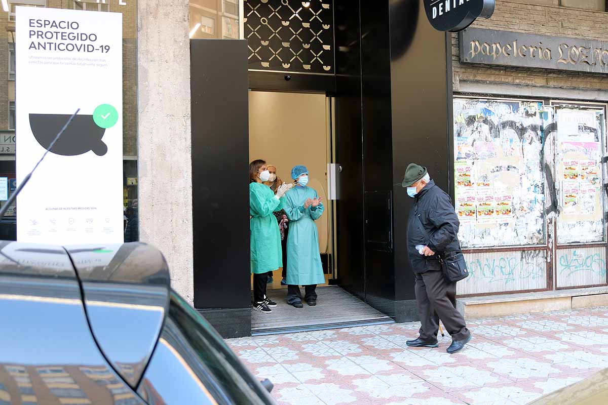 Fotos: La hostelería muestra su indignación por las calles de Burgos