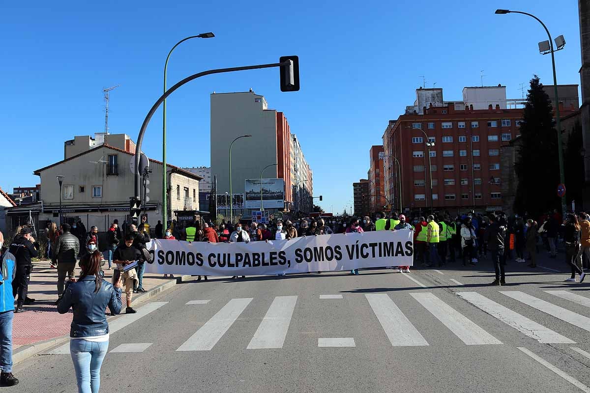 Fotos: La hostelería muestra su indignación por las calles de Burgos