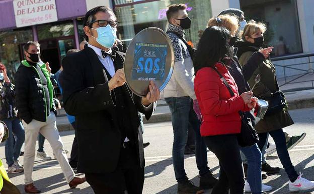 Hosteleros y distribuidores dejan sentir su indignación por las calles de Burgos