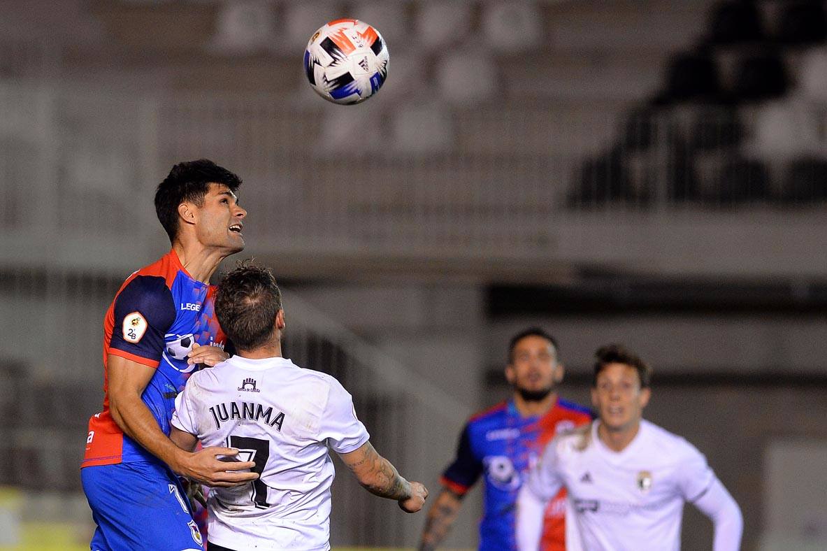 Los burgaleses perdieron 0-2 ante los asturianos.