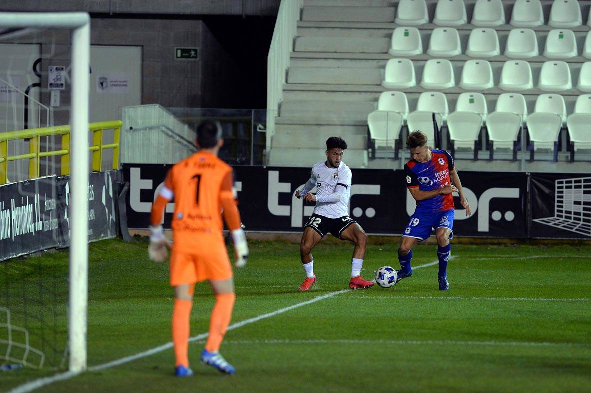 Los burgaleses perdieron 0-2 ante los asturianos.