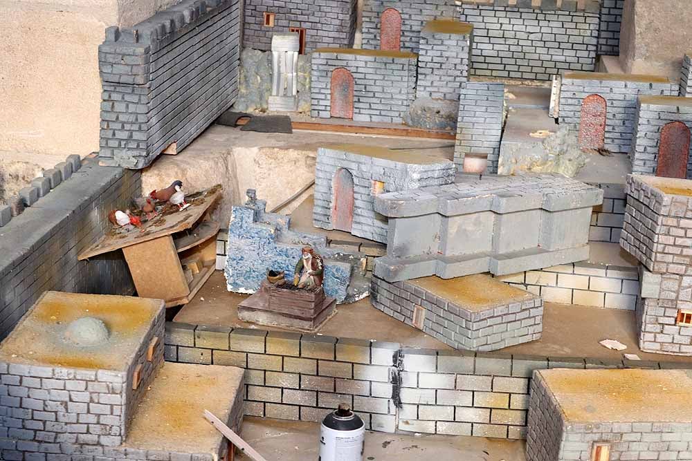 Fotos: El Belén de la Catedral de Burgos se prepara para una edición en reducido por la covid-19