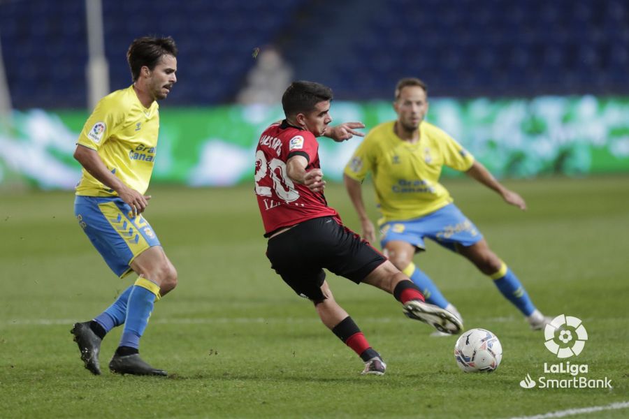 Fotos: El Mirandés suma su segunda victoria consecutiva