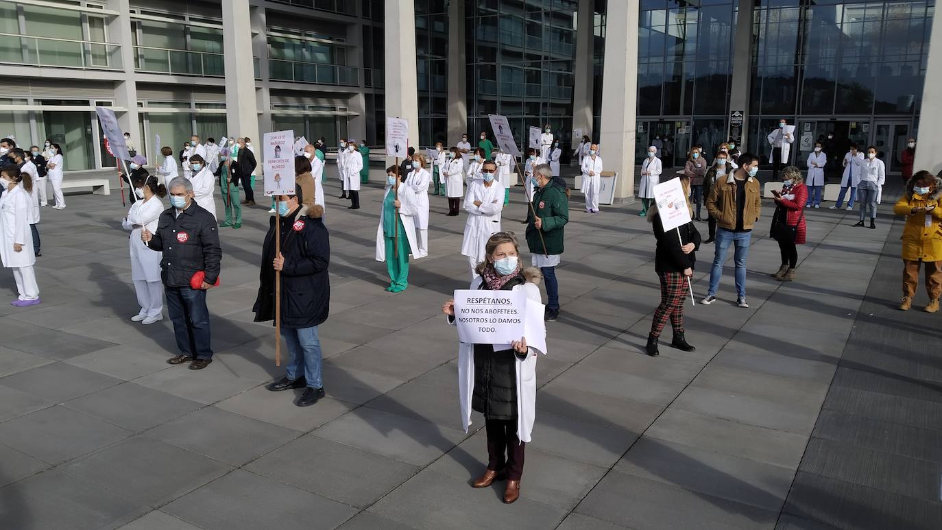 Fotos: Concentración contra el decreto sanitario de la Junta