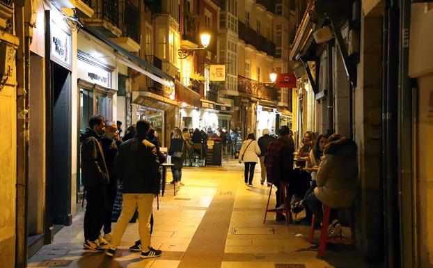 Las terrazas y las reuniones de seis personas vuelven este viernes a Burgos