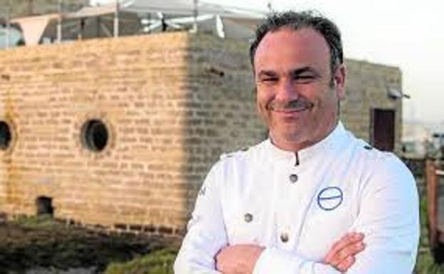 El cocinero Ángel León, de Aponiente, con tres estrellas