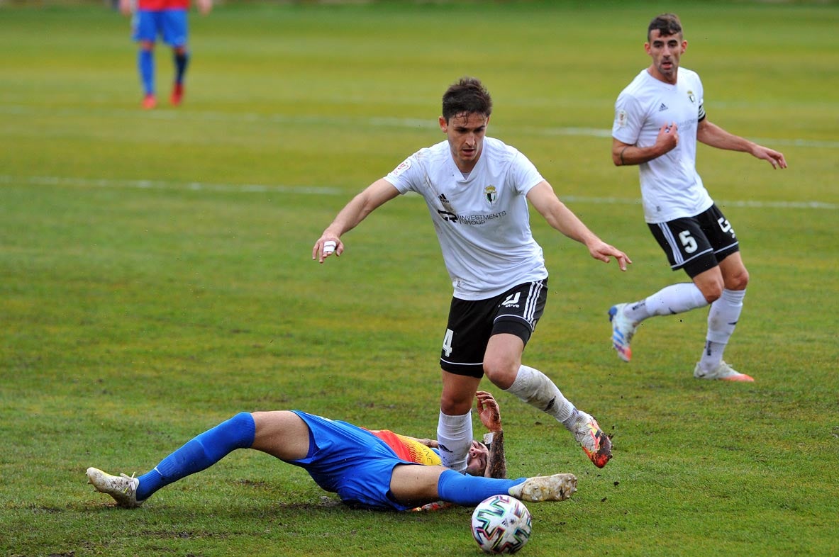 Fotos: El Burgos CF se apunta a la Copa