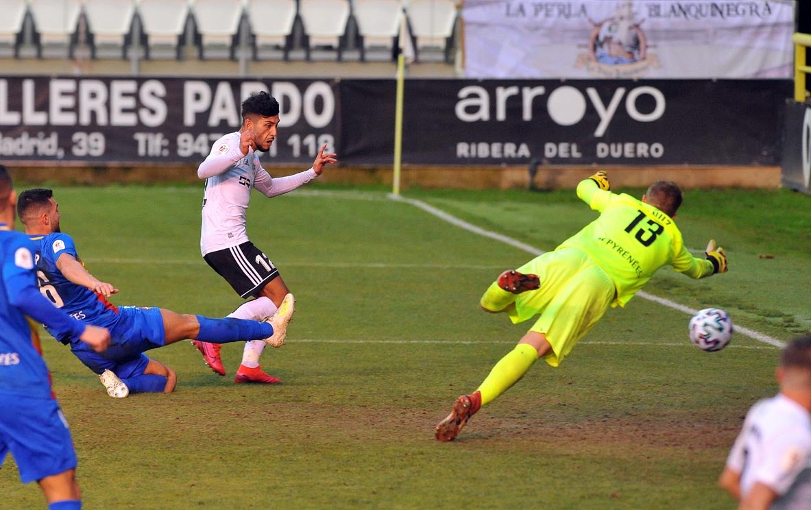 Fotos: El Burgos CF se apunta a la Copa