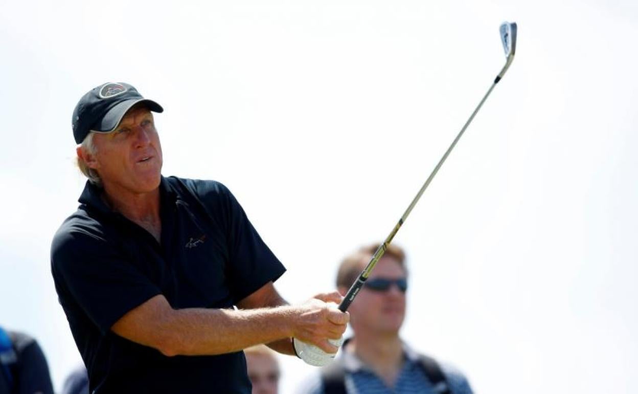 El golfista australiano Greg Norman, durante un torneo.