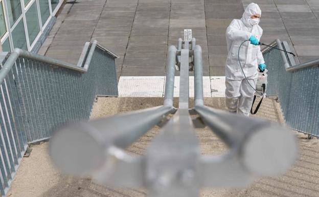 Se realizaban constantes labores de desinfección en hospitales y centro asistenciales y sociosanitarios de la provincia.