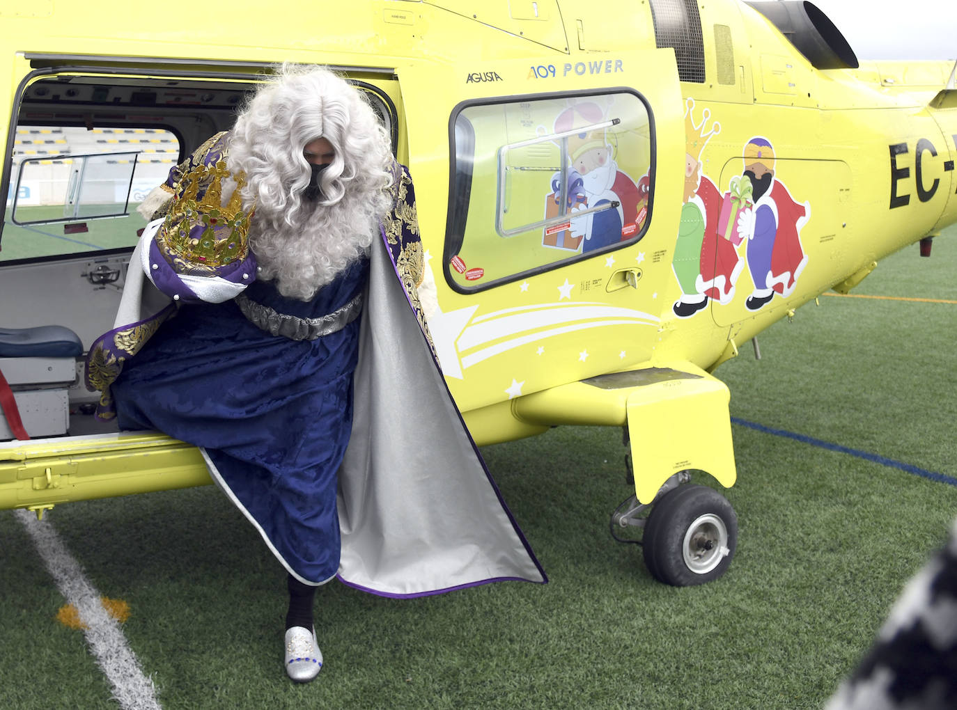 Fotos: Los Reyes Magos aterrizan en Burgos