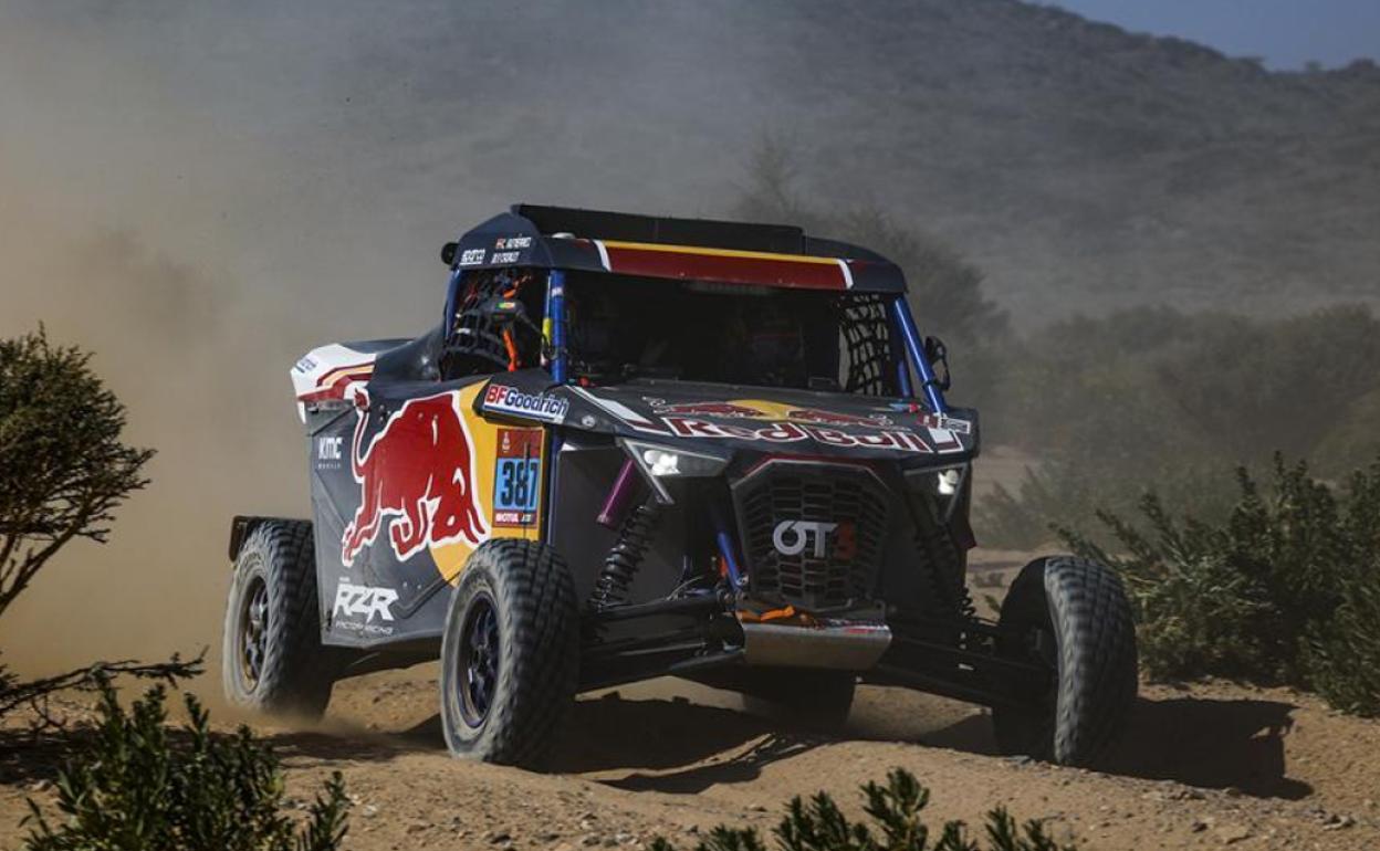 La piloto burgalesa sigue firmando un gran papel en el Dakar. 