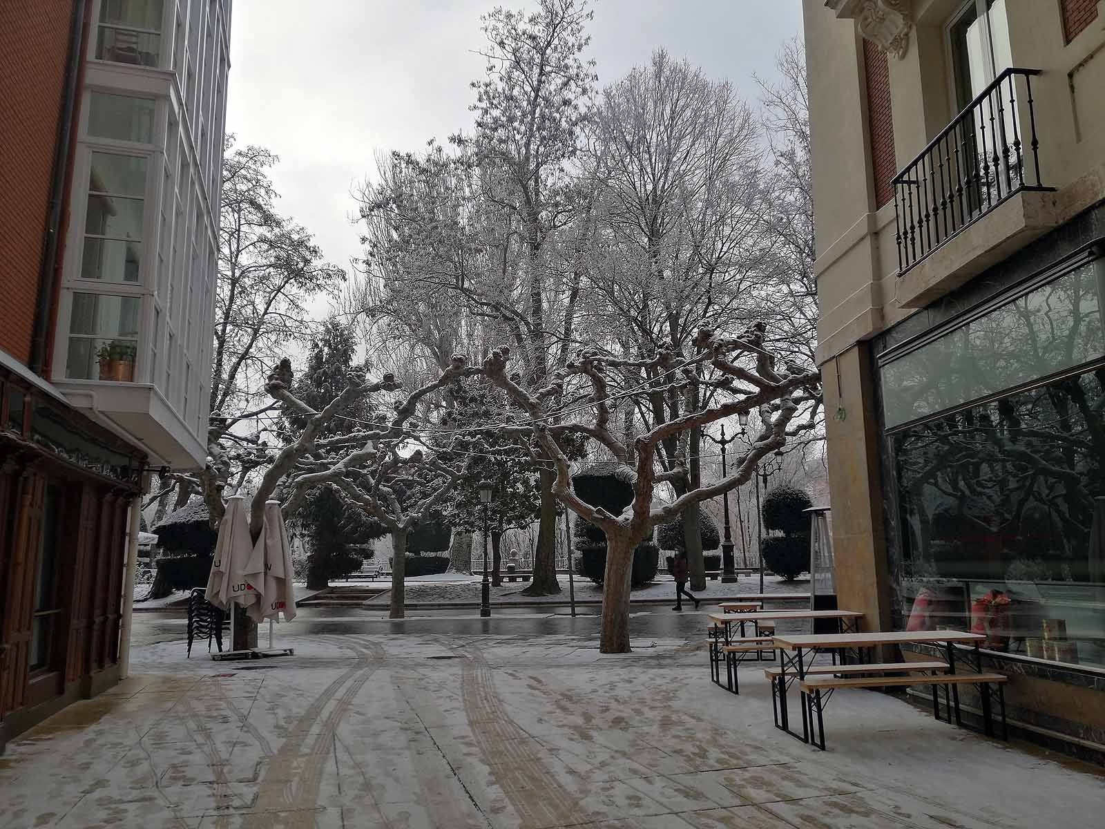 Fotos: La nieve cubre el centro de la ciudad