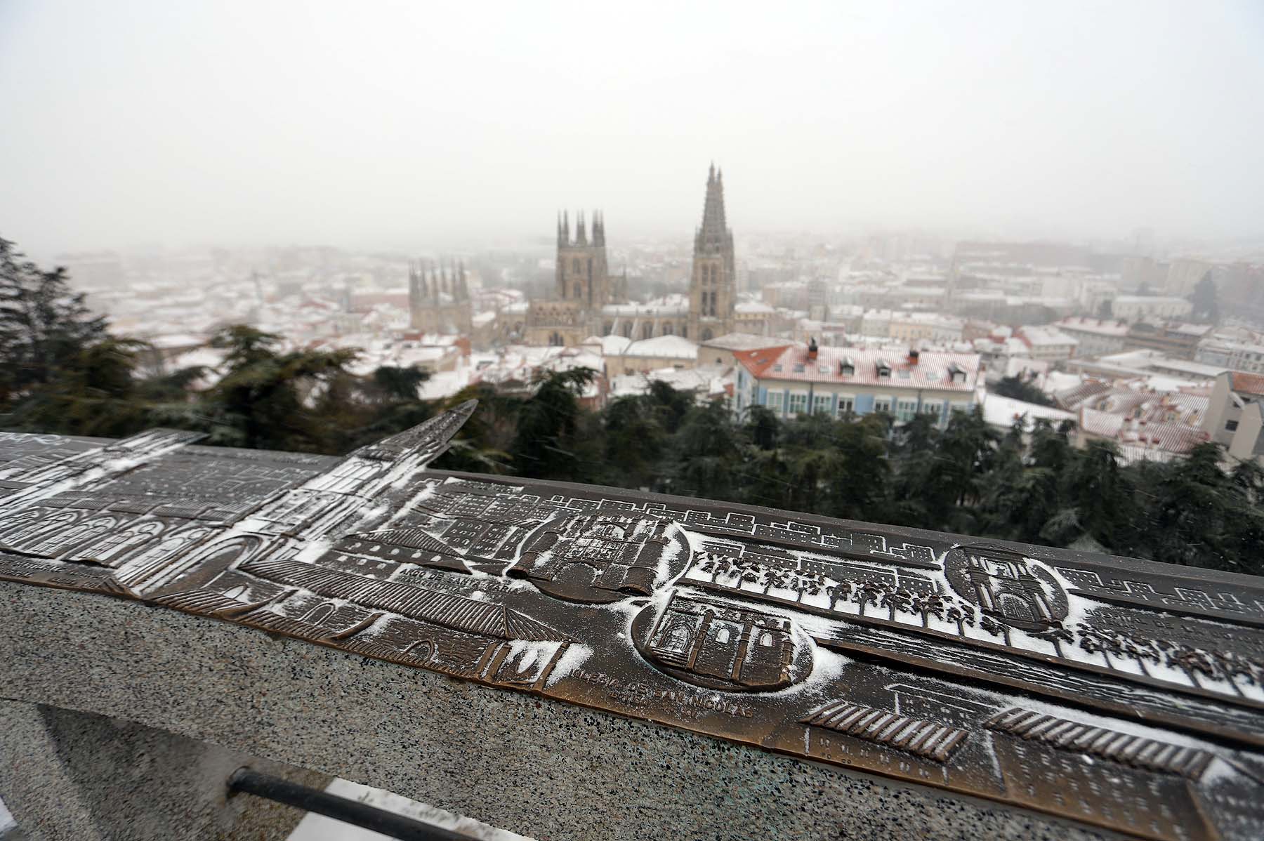 Fotos: Burgos se cubre de nieve gracias a Filomena